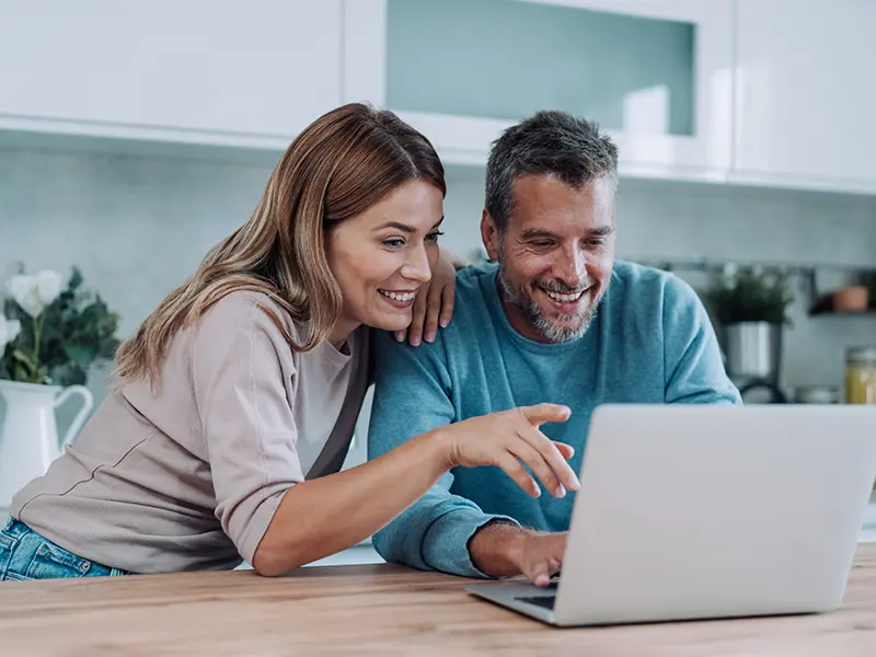 couple on laptop